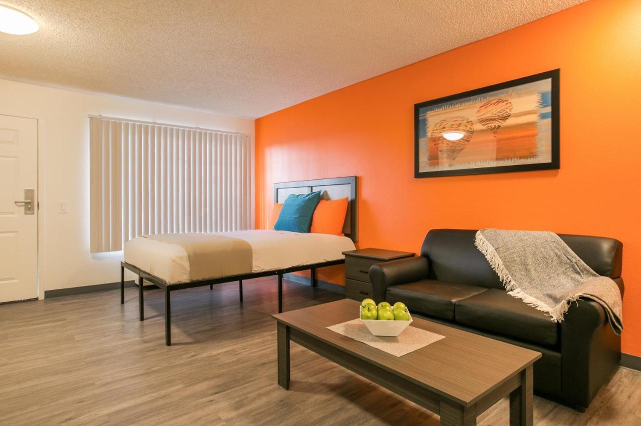 Siegel Select Albuquerque 2 Aparthotel Exterior photo